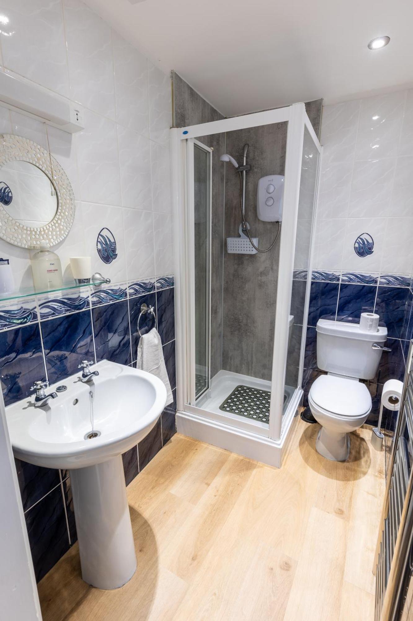 Prospect House Hotel Уитби Екстериор снимка