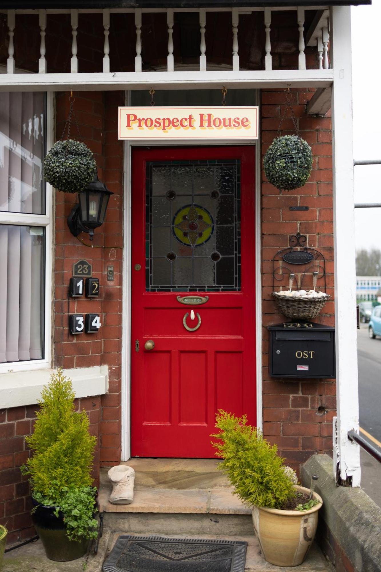 Prospect House Hotel Уитби Екстериор снимка